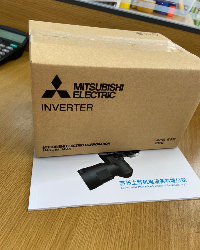 三菱变频器型号：FR-E820-0.4K-1 5.jpg