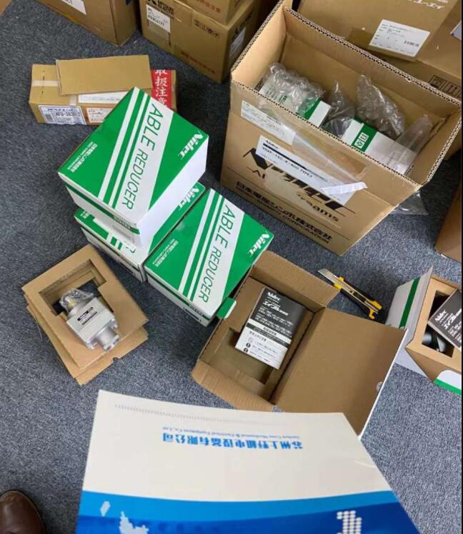 电产新宝减速机型号：VRXF-PB-5B-S-200-T3 007.jpg